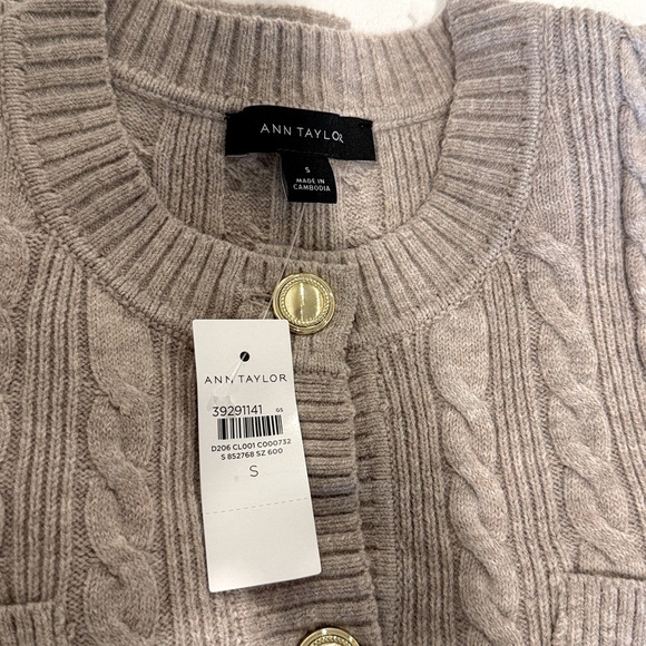 Ann Taylor Long Cable Knit Cardigan Button Down Vintage Taupe Melange NWT SMALL - Picture 4 of 9